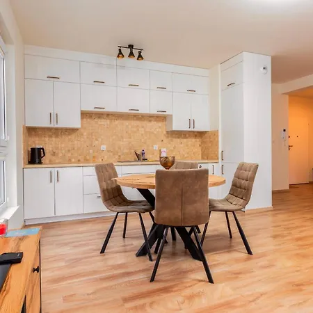 Apartmán By The Forest