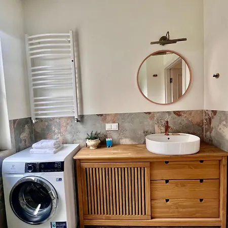 Apartament By The Forest *